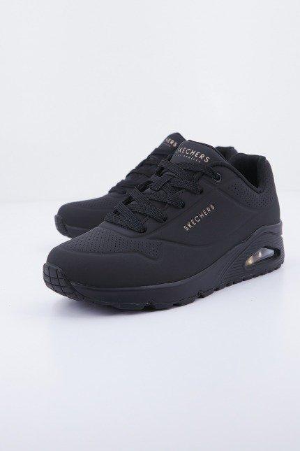 SKECHERS UNO -STAND ON AIR en color NEGRO (2)
