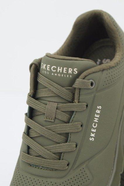 SKECHERS UNO STAND ON AIR en color VERDE (4)