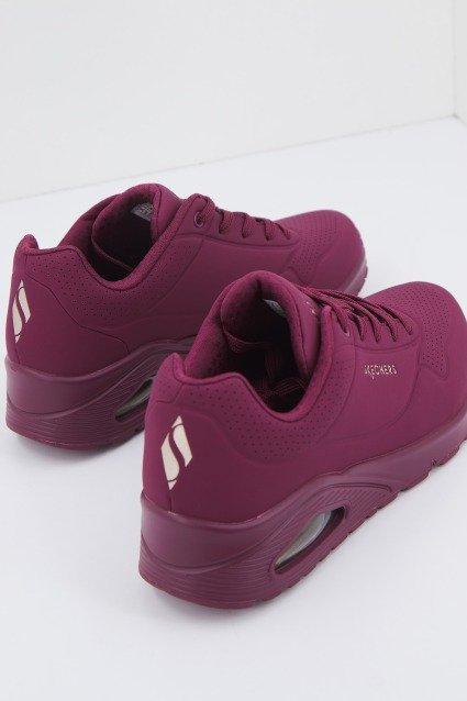 SKECHERS UNO- STAND ON AIR en color ROJO (3)