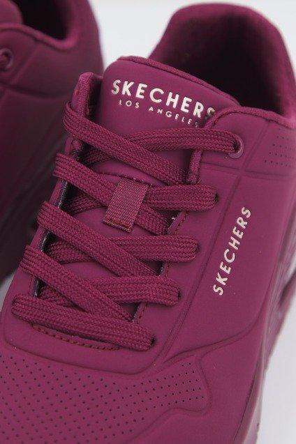 SKECHERS UNO- STAND ON AIR en color ROJO (4)