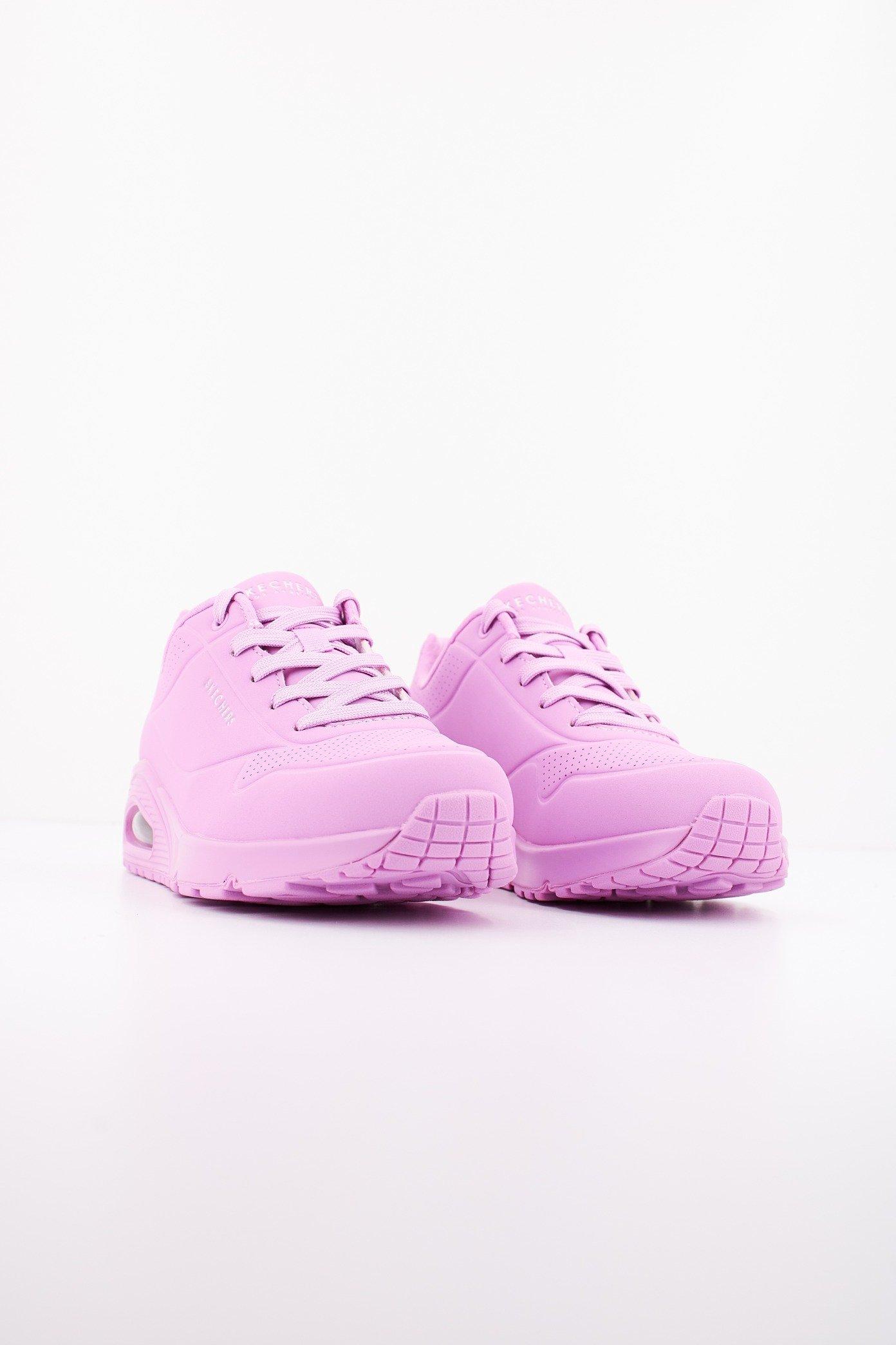 SKECHERS UNO STAND ON AIR en color ROSA (2)