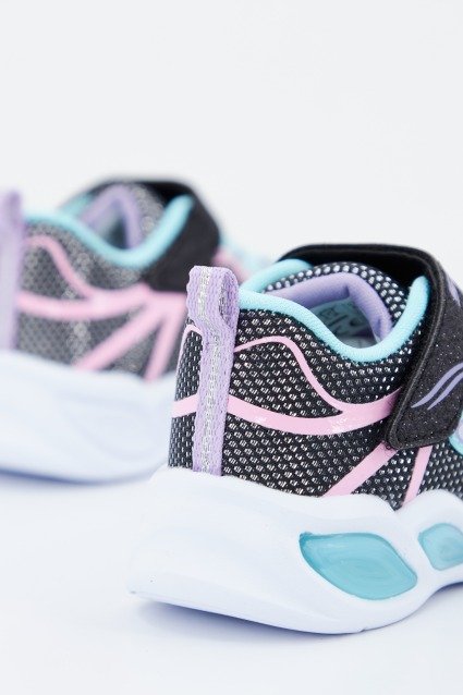 SKECHERS SHIMMER BEAMS SPORTY GLOW en color NEGRO (4)