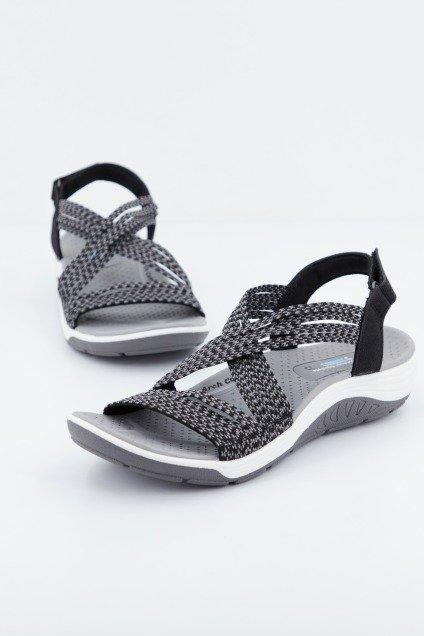 SKECHERS REGGAE CUP en color NEGRO (1)