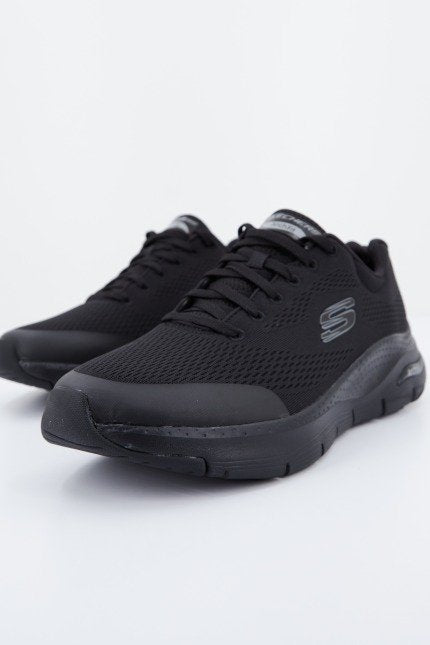 SKECHERS ARCH FIT en color NEGRO (2)