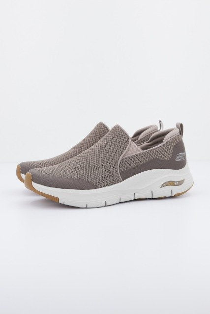 SKECHERS ARCH FIT BANLIN en color MARRON (1)
