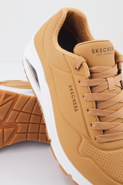 SKECHERS UNO - STAND ON AIR en color MARRON (4)