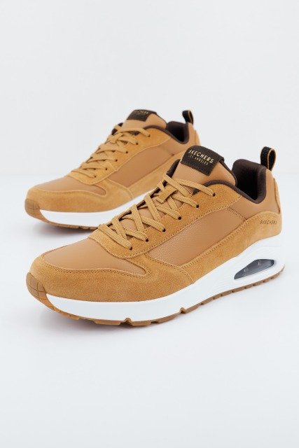 SKECHERS UNO - STACRE en color MARRON (1)