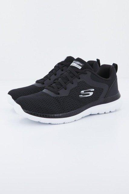 SKECHERS BOUNTIFUL QUICK PATH en color NEGRO (1)