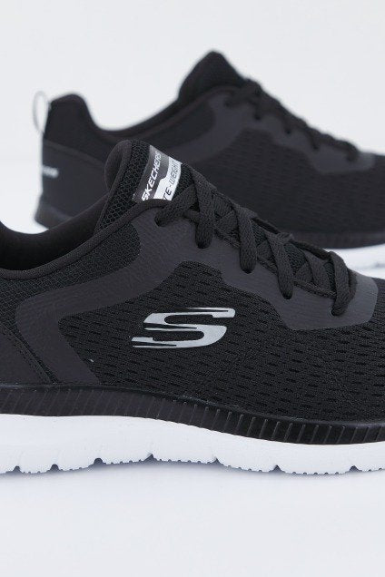 SKECHERS BOUNTIFUL QUICK PATH en color NEGRO (4)