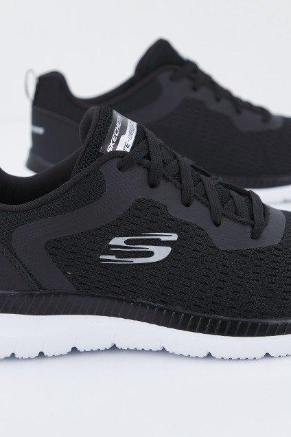 SKECHERS BOUNTIFUL QUICK PATH en color NEGRO (4)