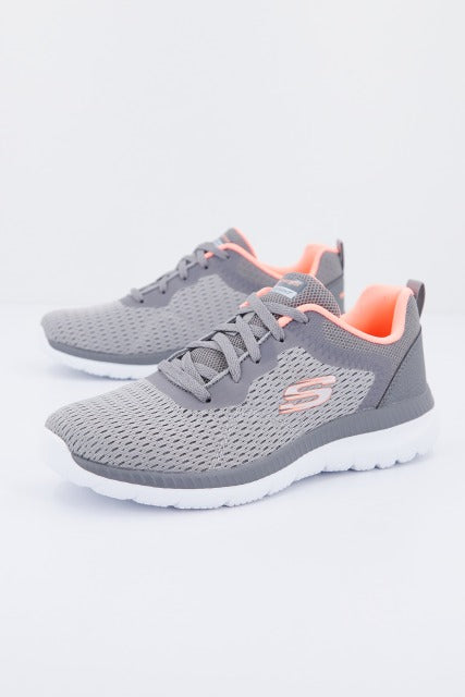 SKECHERS BOUNTIFUL QUICK PATH en color GRIS (1)