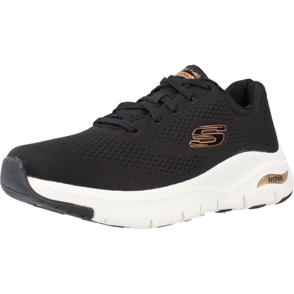 SKECHERS ARCH FIT en color NEGRO (1)