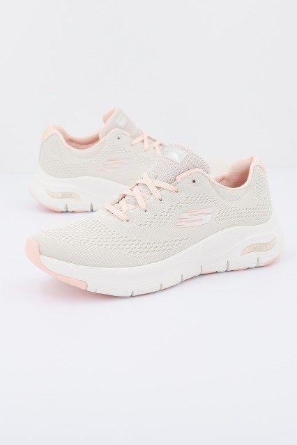 SKECHERS ARCH FIT - BIG APPEAL en color BEIS (1)