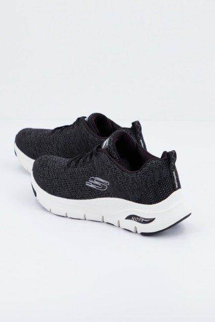 SKECHERS ARCH FIT - INFINITE ADVENTU en color NEGRO (3)