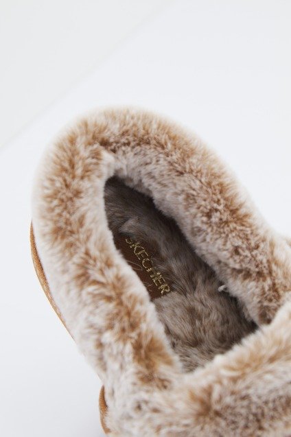 SKECHERS COZY CAMPFIRE en color MARRON (4)