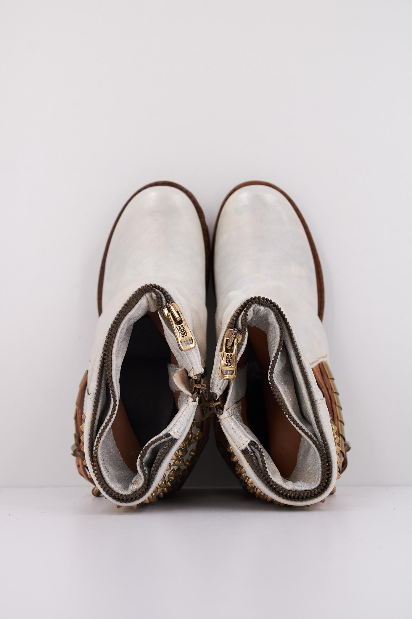 AS B en color BLANCO (3)