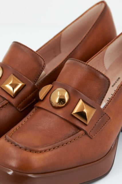 HISPANITAS TOKIO SOHO en color MARRON (2)