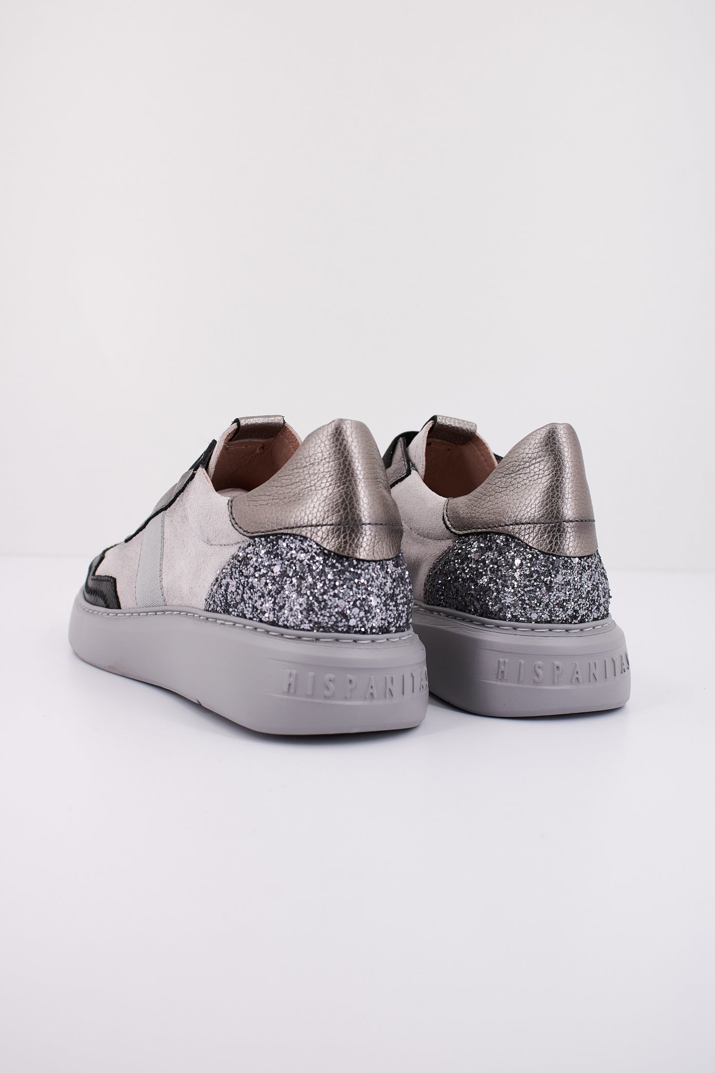 HISPANITAS CHI en color GRIS (4)