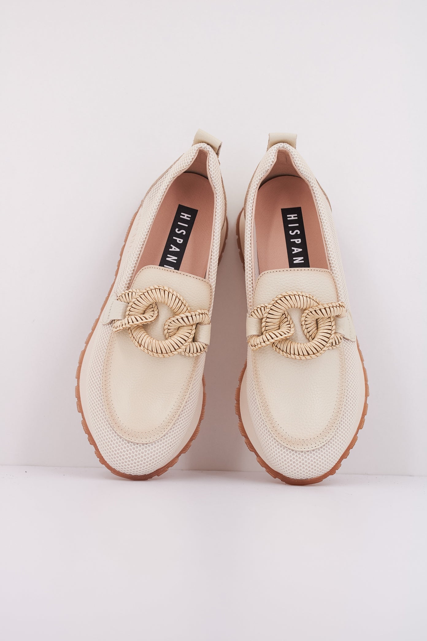 HISPANITAS HV en color MARRON CLARO (3)