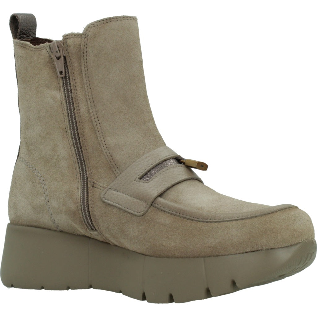 HISPANITAS HI MONTANA en color MARRON CLARO (5)