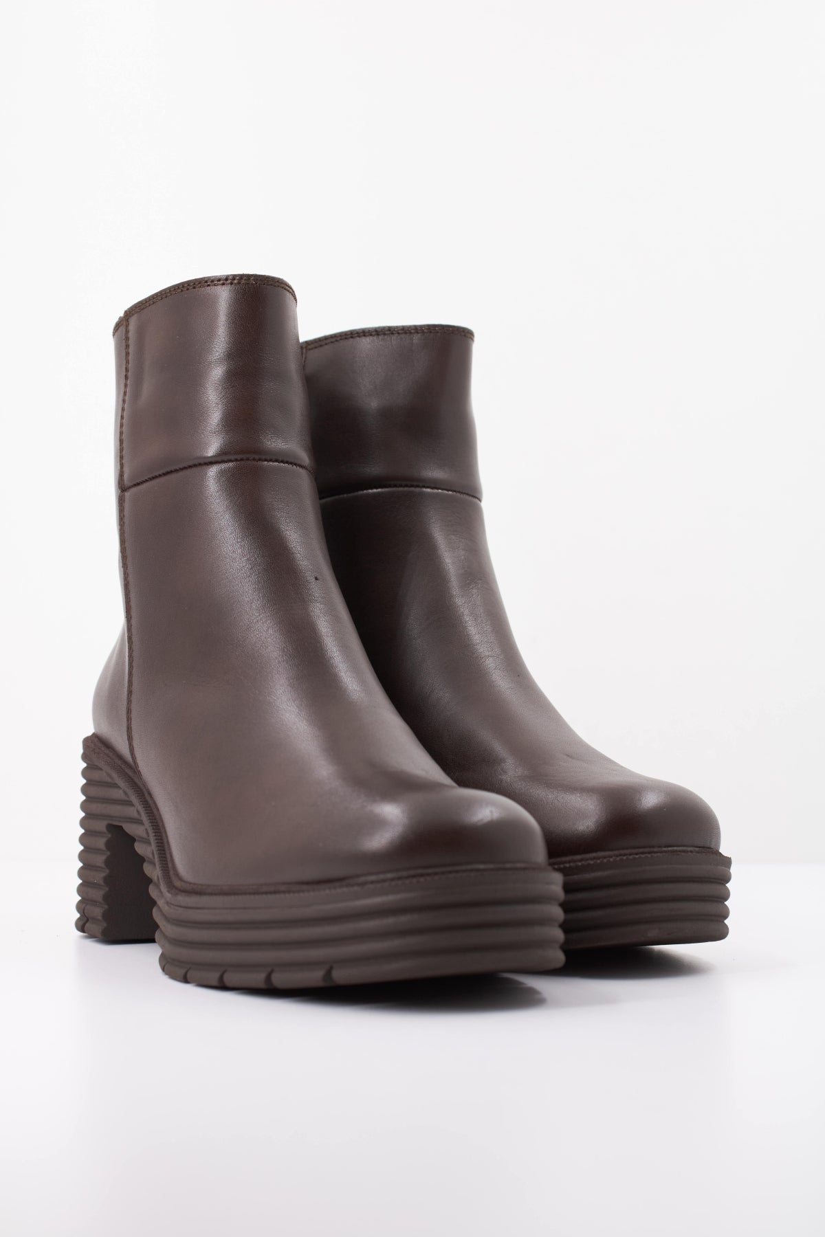 PORRONET PO BOTIN CHOPO en color MARRON (2)
