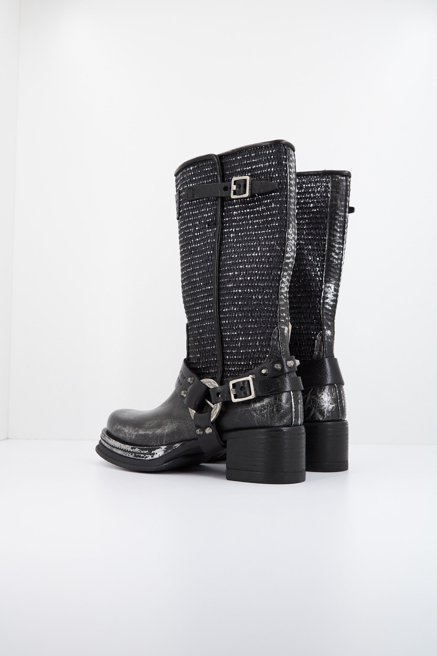 ASH B en color NEGRO  (3)