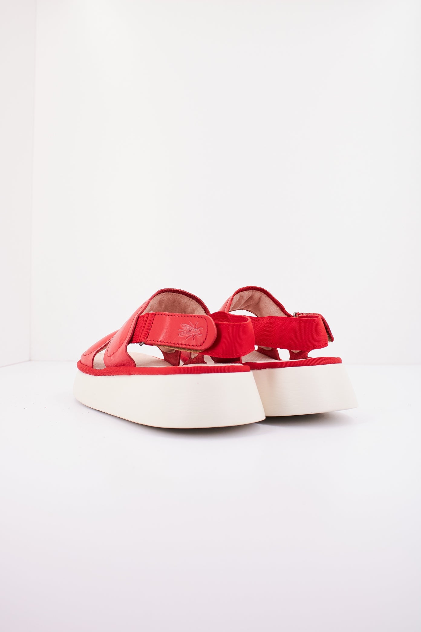 FLY LONDON CRAW en color ROJO (3)