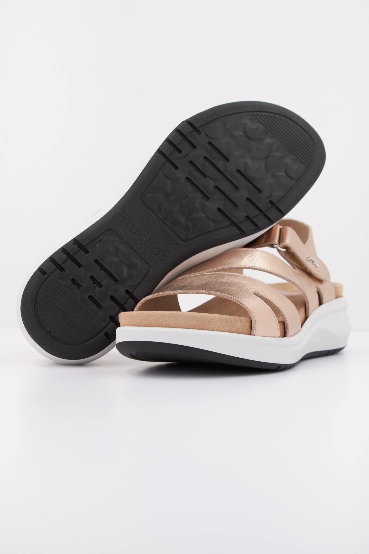 FLUCHOS F en color ORO (5)