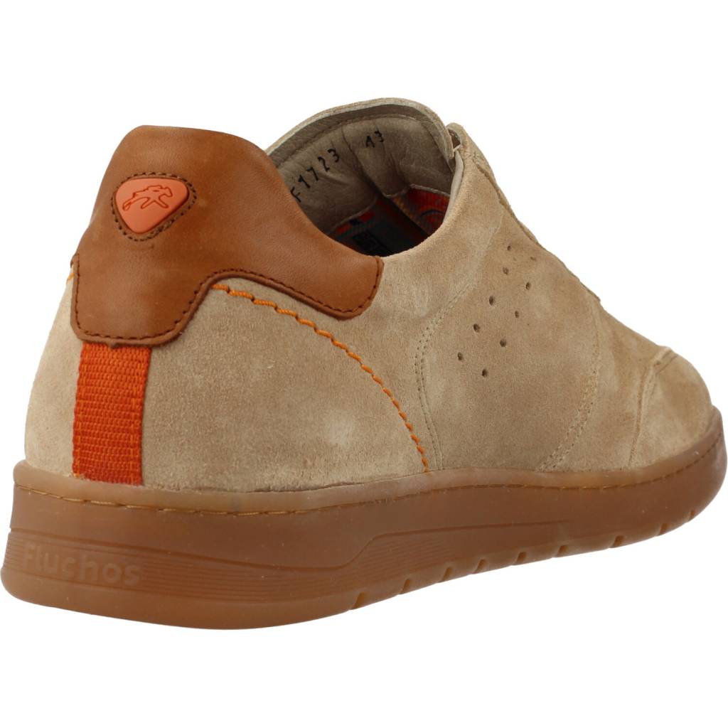 FLUCHOS F en color MARRON CLARO (3)