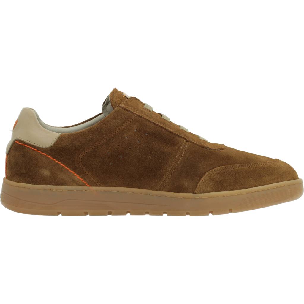 FLUCHOS F en color MARRON CLARO (4)