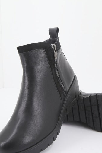 FLUCHOS XIOMA F en color NEGRO (3)