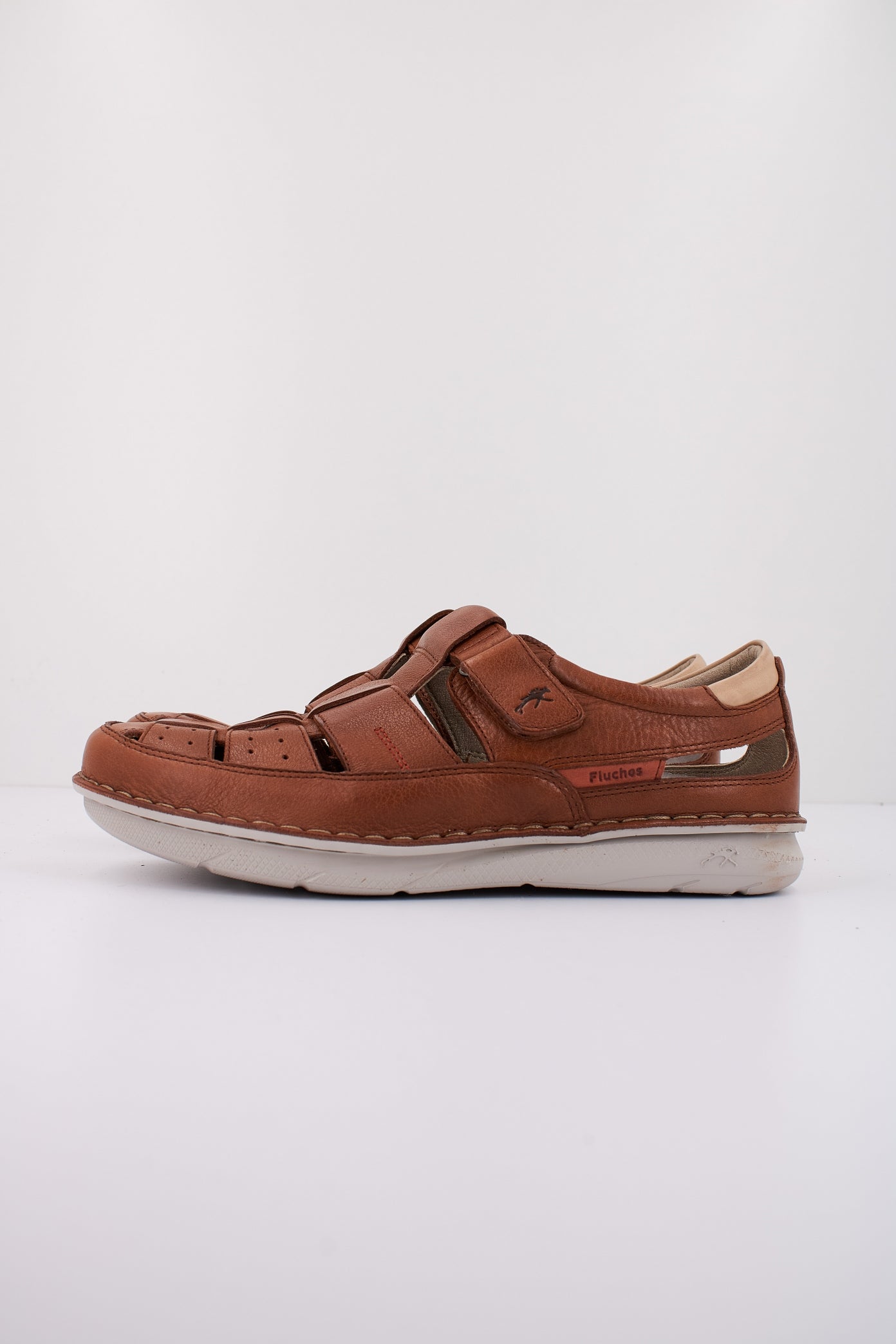 FLUCHOS F en color MARRON (1)