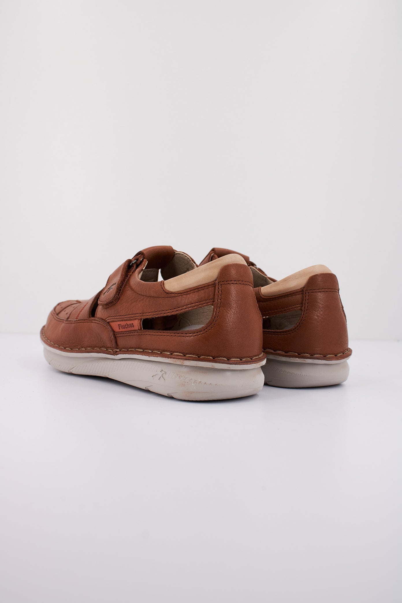 FLUCHOS F en color MARRON (3)