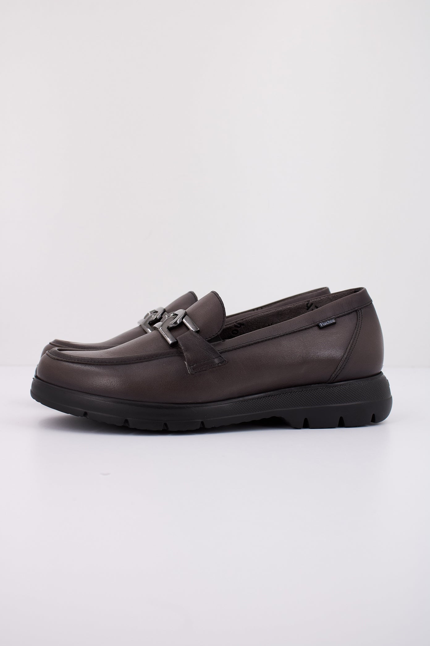 FLUCHOS F en color GRIS (1)