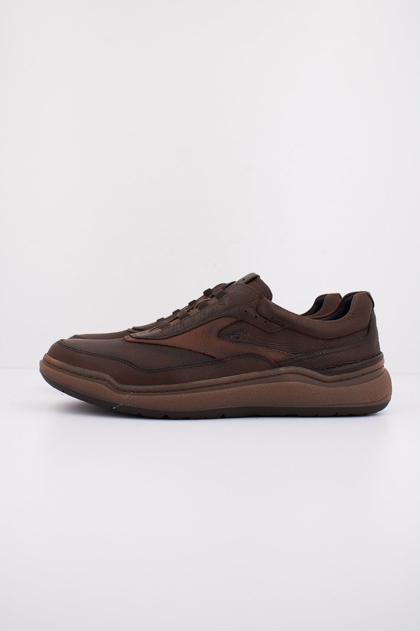 FLUCHOS F en color MARRON (1)