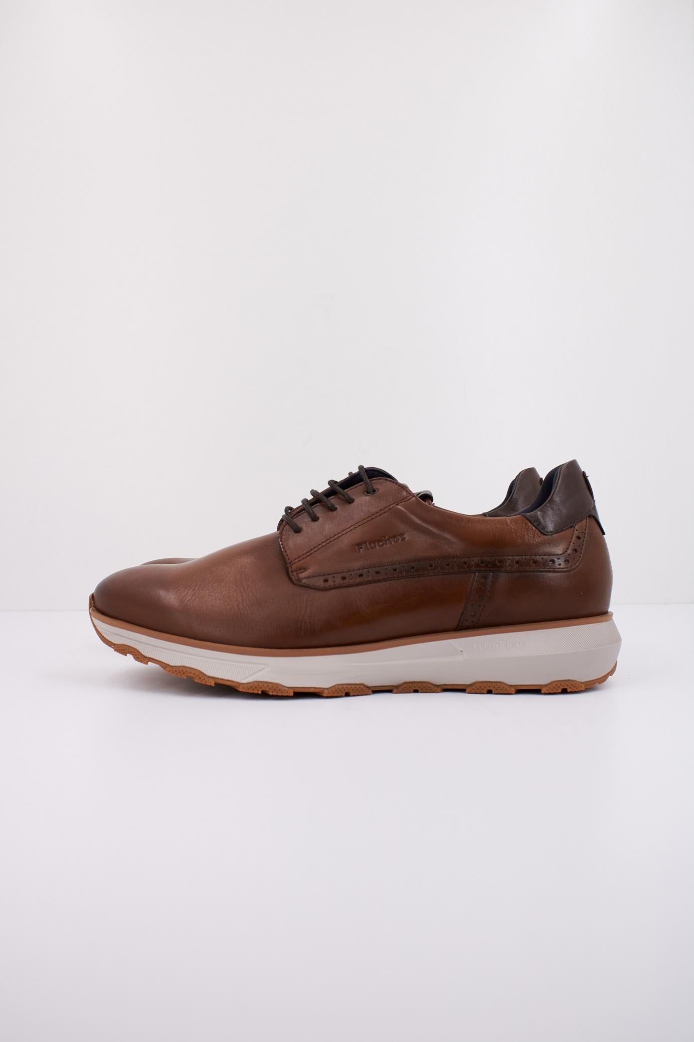 FLUCHOS F en color MARRON (1)