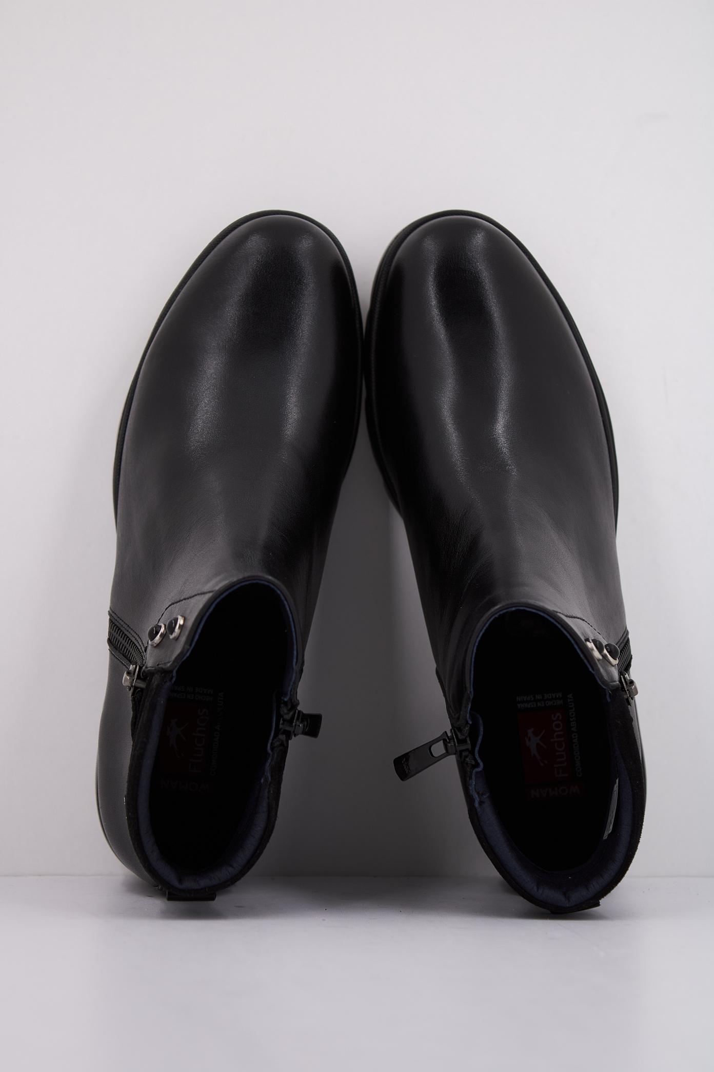 FLUCHOS F en color NEGRO (3)