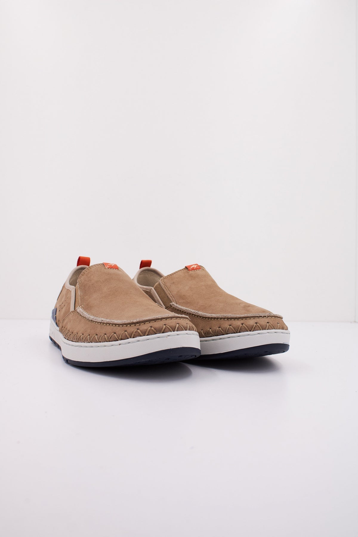 FLUCHOS F en color MARRON CLARO (2)
