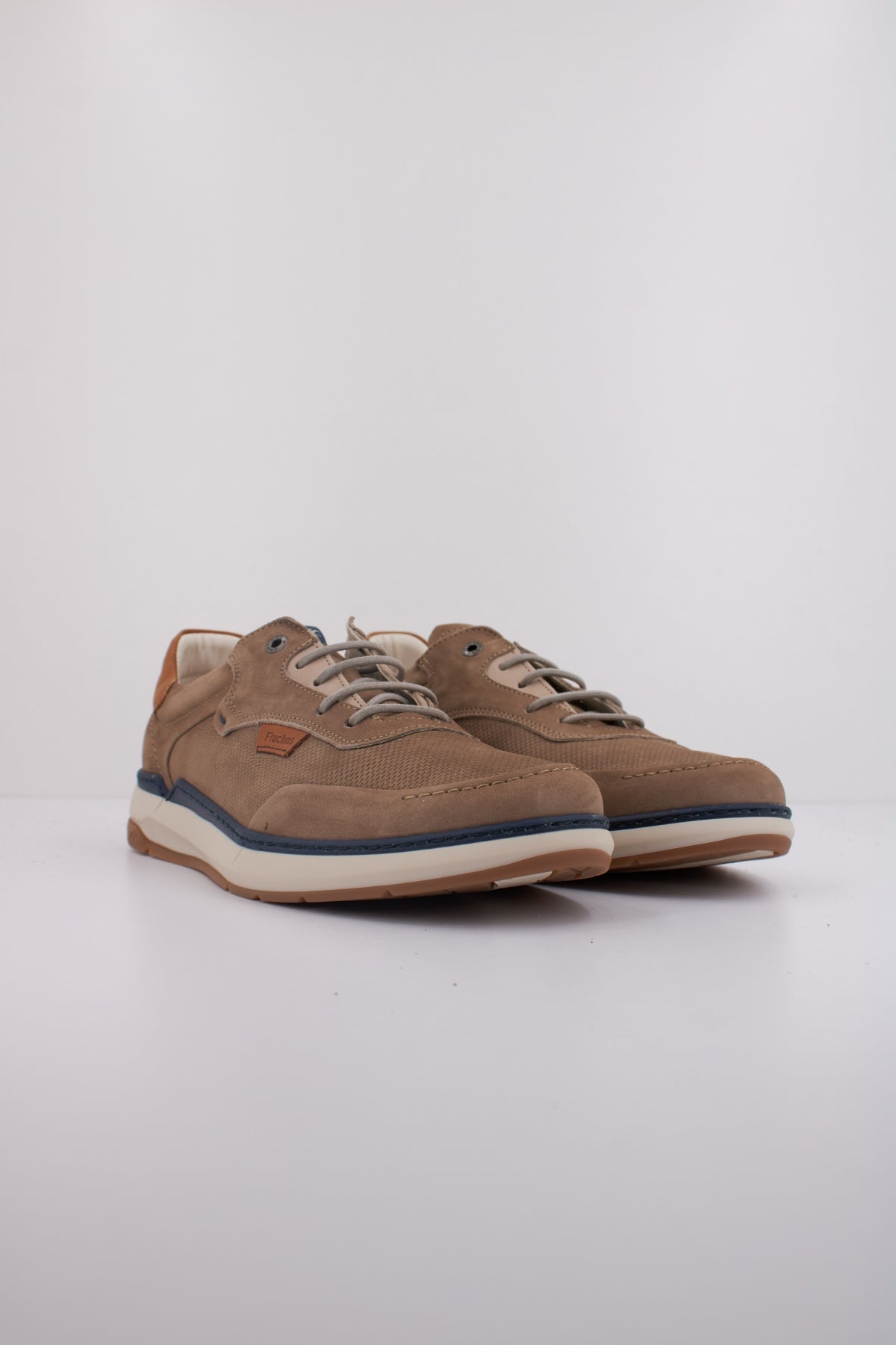 FLUCHOS F en color MARRON CLARO (2)