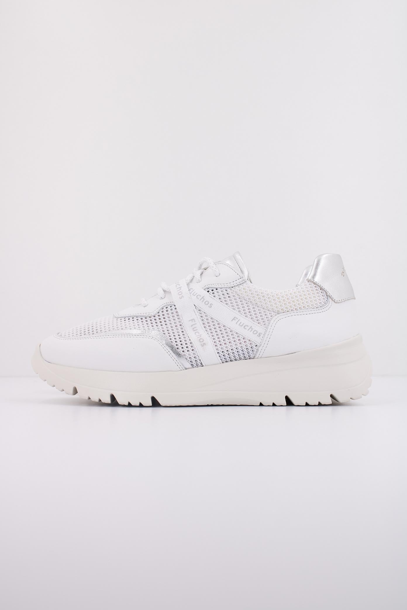 FLUCHOS F en color BLANCO (1)