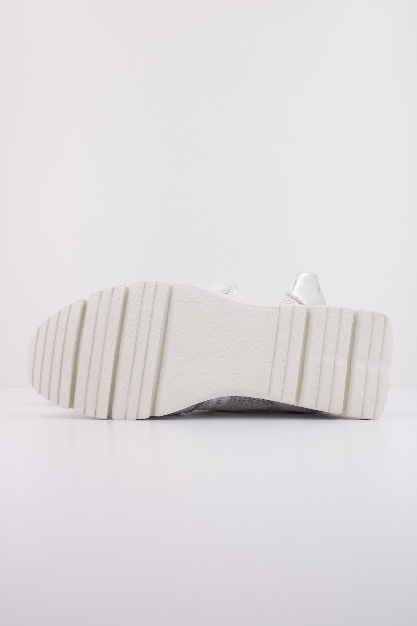 FLUCHOS F en color BLANCO (5)