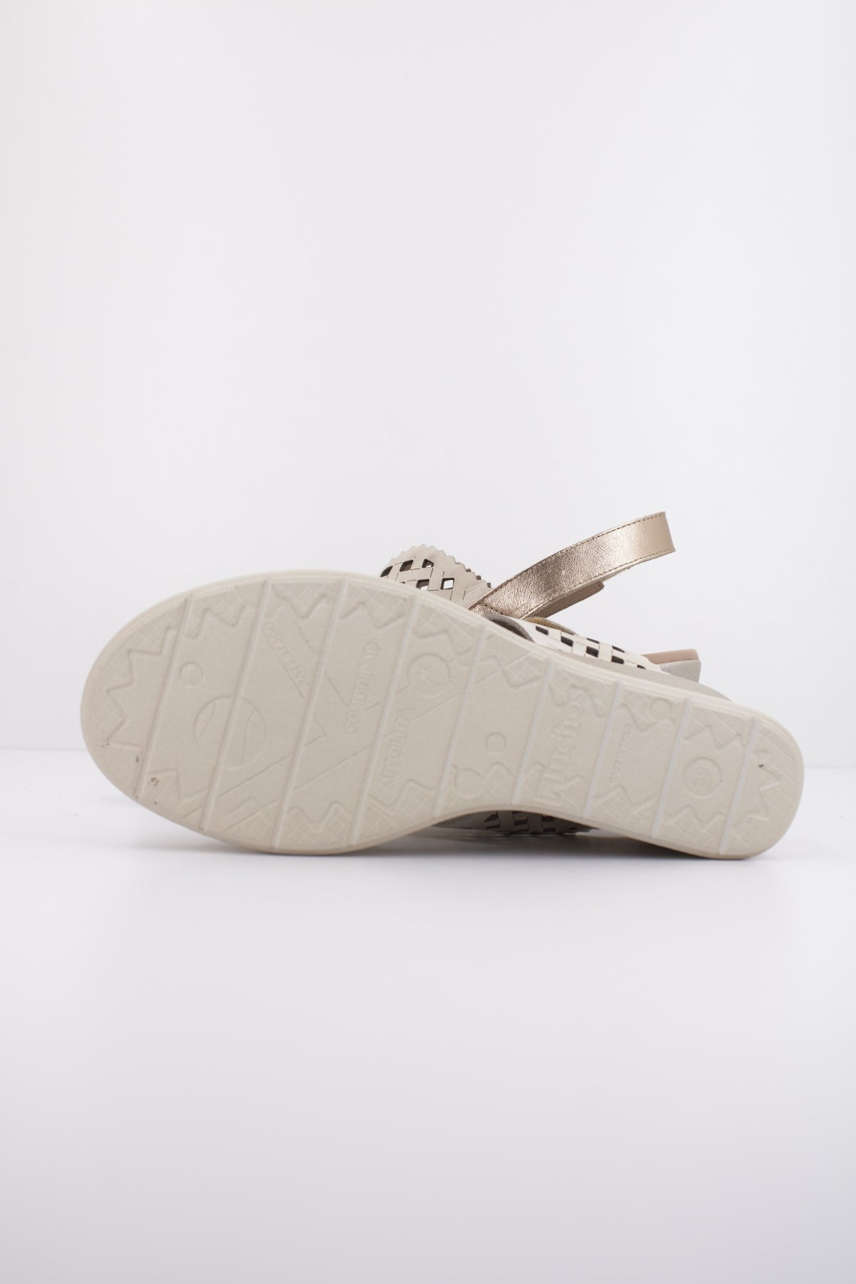 FLUCHOS F en color BEIS (5)