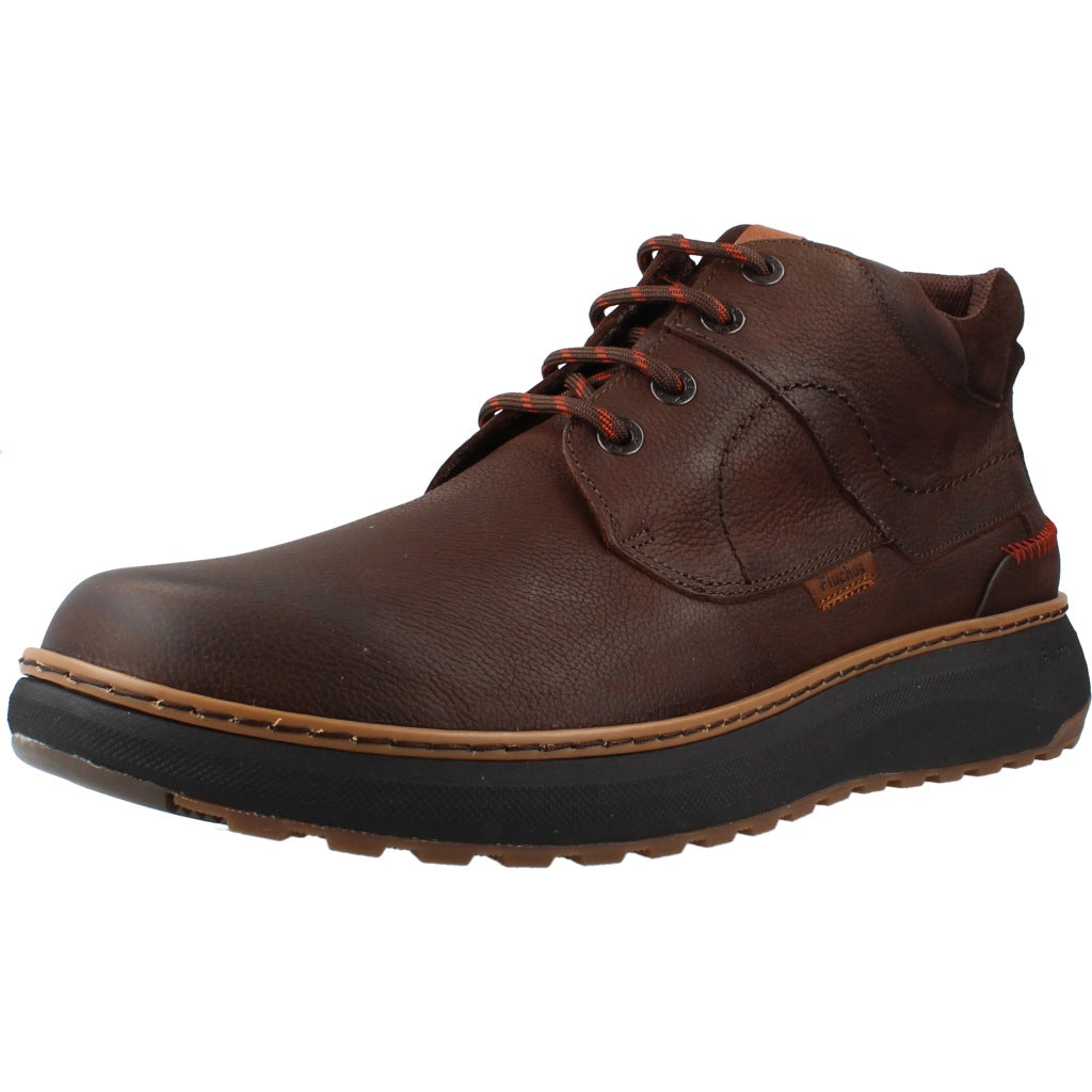 FLUCHOS F VEGABUCK en color MARRON (1)