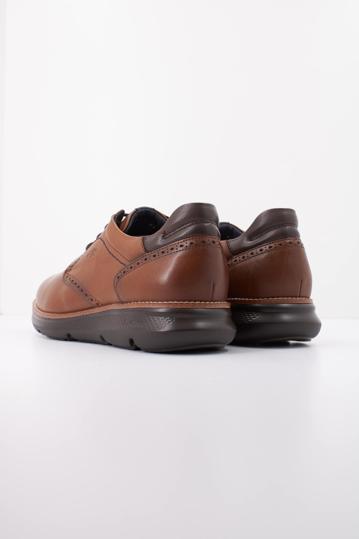 FLUCHOS F HABANA CAMEL en color MARRON CLARO (4)