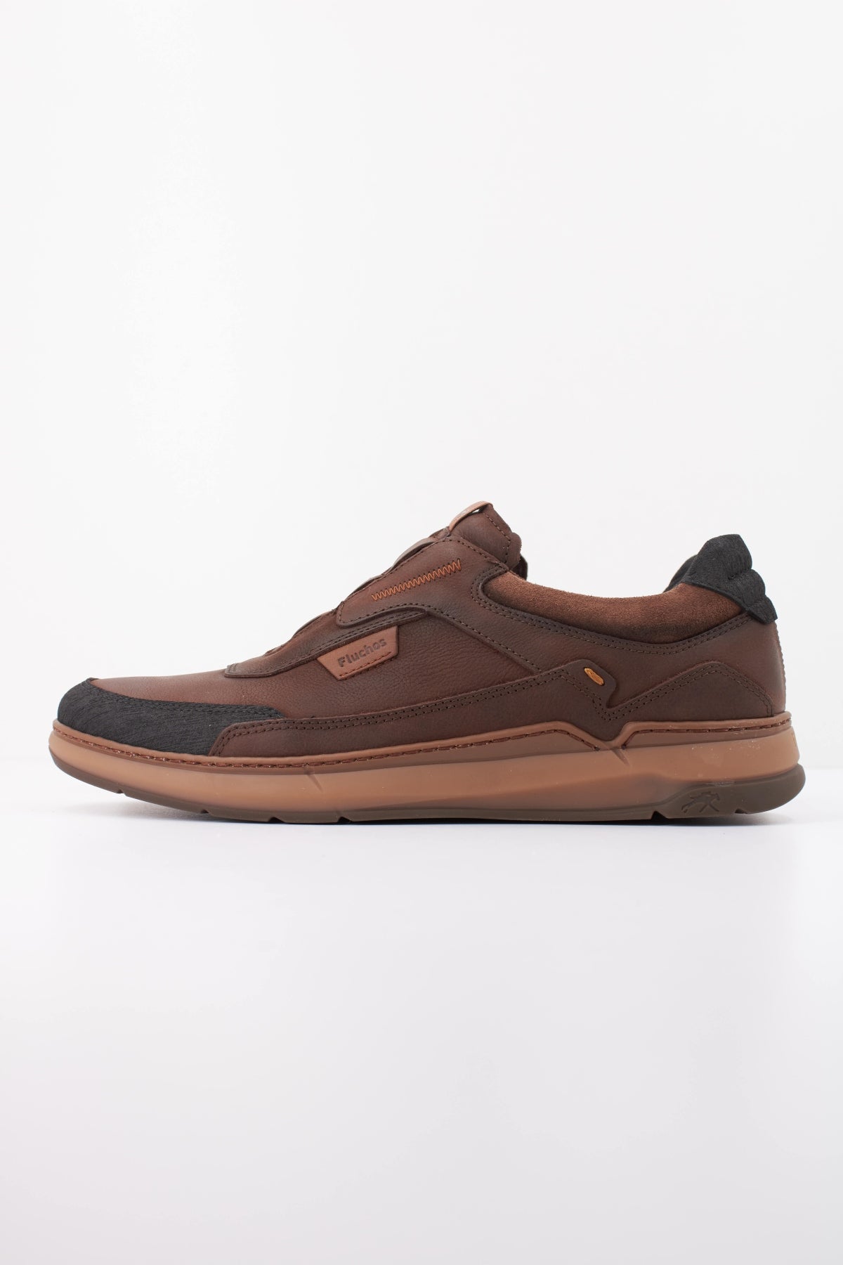 FLUCHOS F VEGABUCK CAFE en color MARRON (1)
