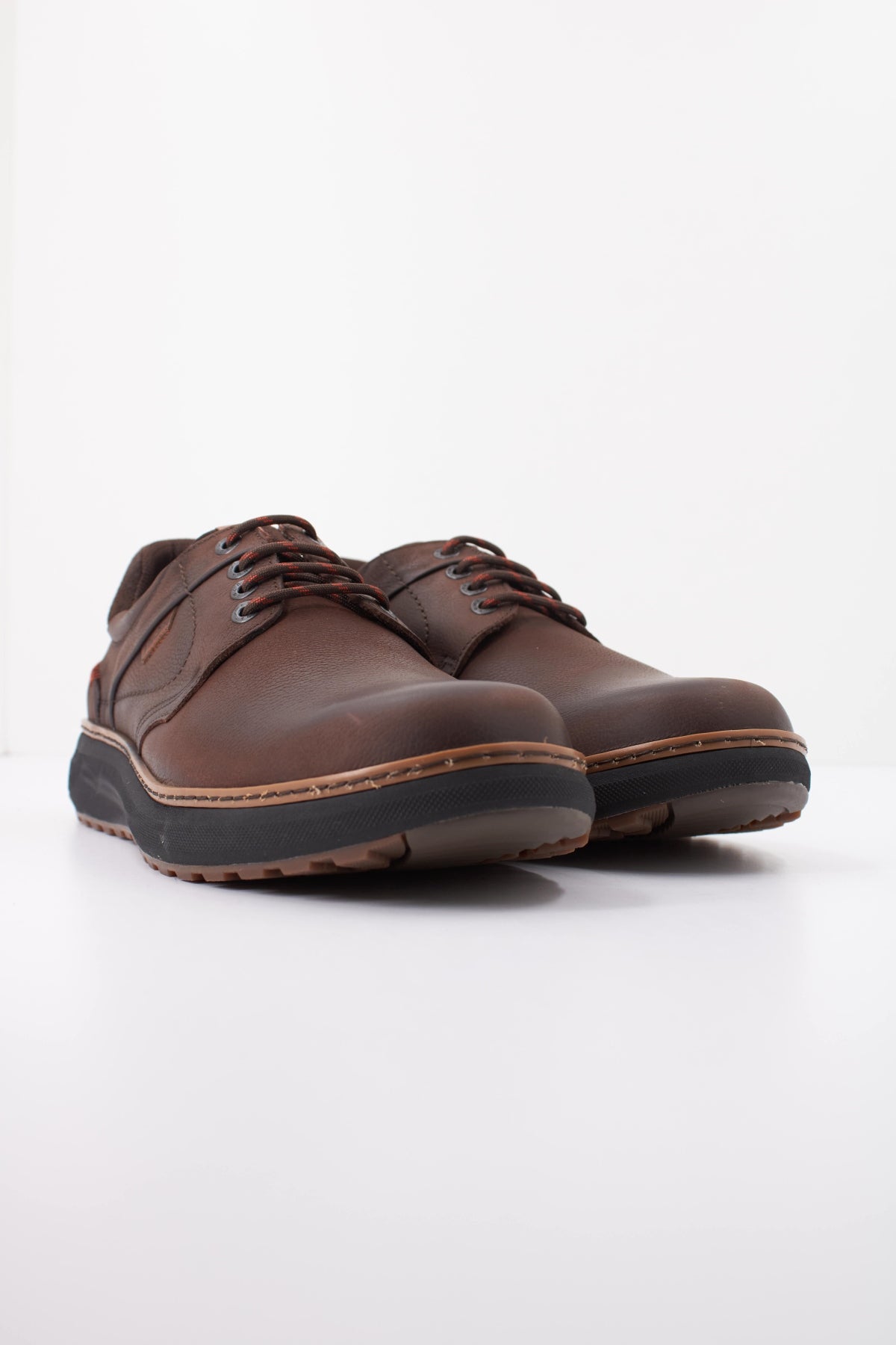 FLUCHOS F VEGABUCK CAFE en color MARRON (2)