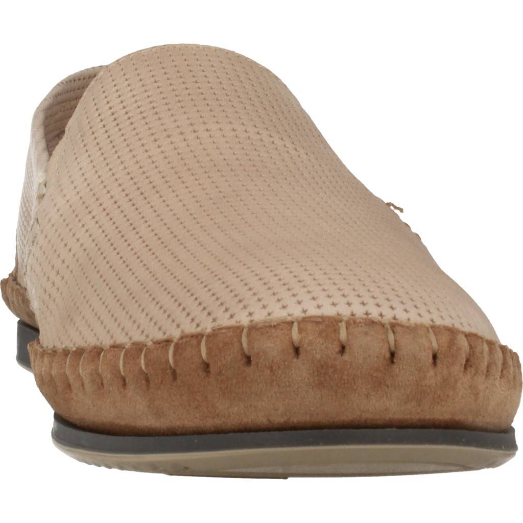 FLUCHOS en color MARRON CLARO (6)