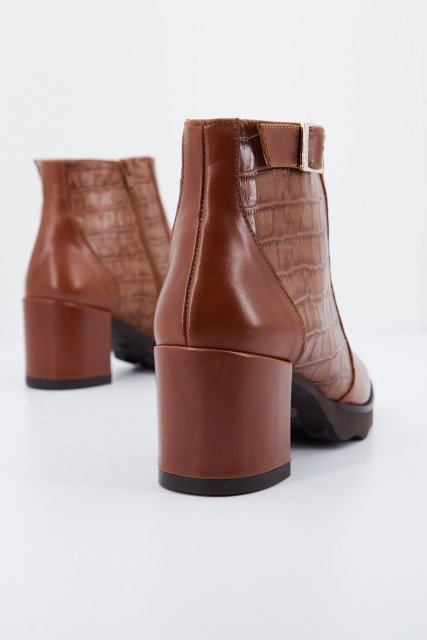 GADEA GA en color MARRON (2)