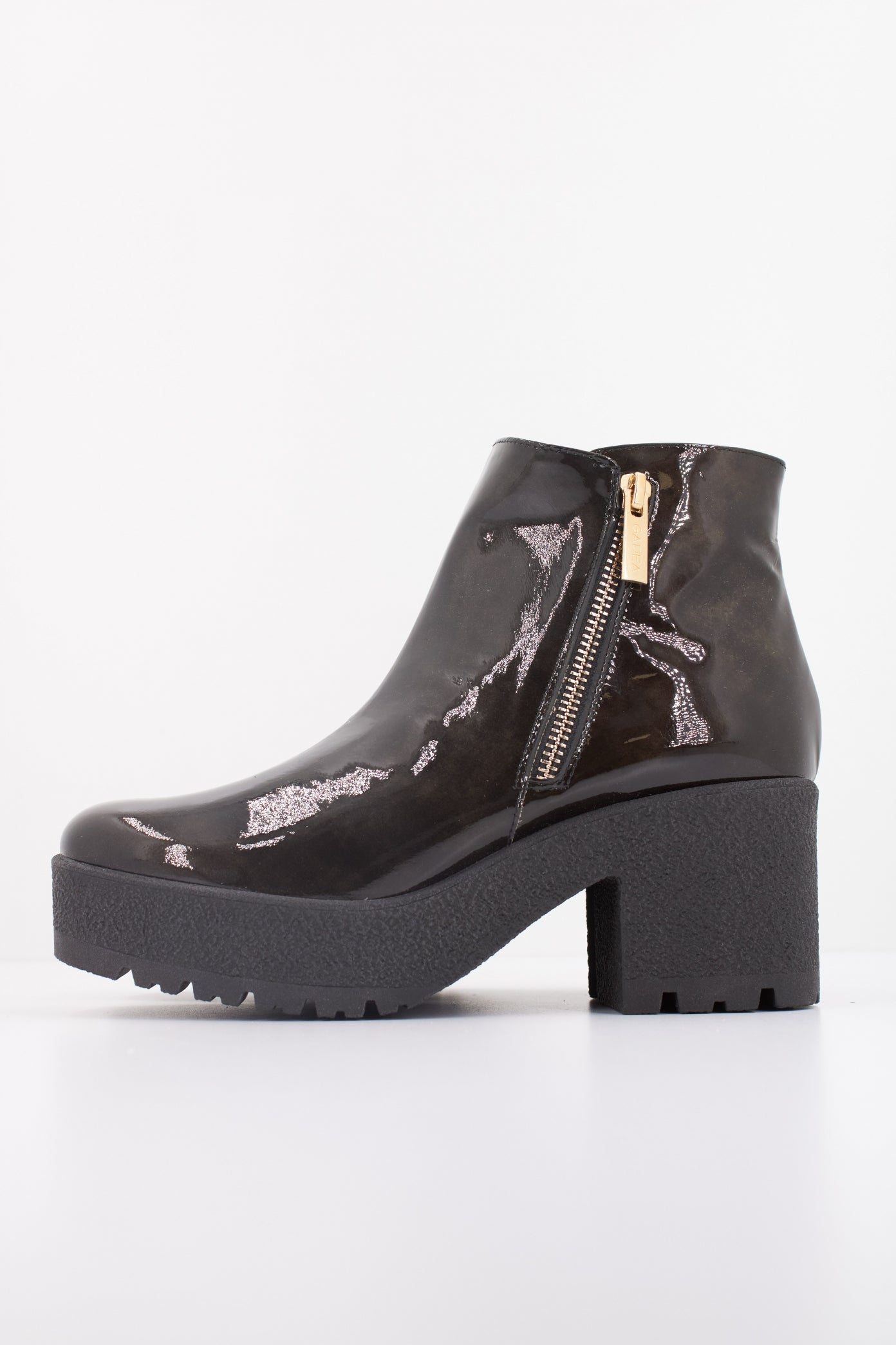 GADEA PET en color NEGRO (1)