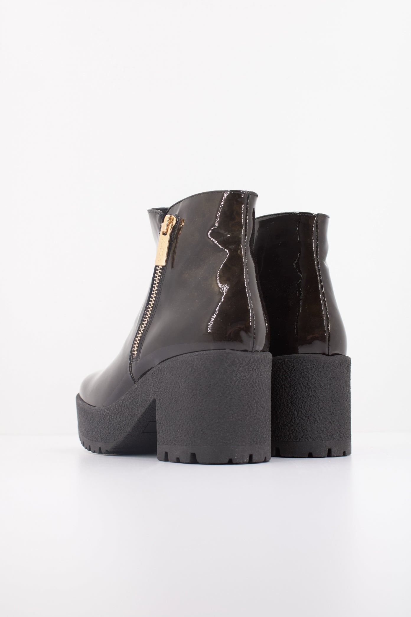 GADEA PET en color NEGRO (4)